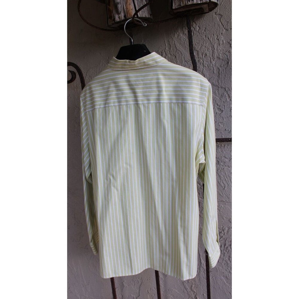 Foxcroft Green Striped Ladies Shirt Blouse Wrinkle Free Size 14 93461 - Picture 6 of 6